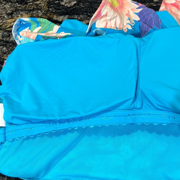 Jantzen Cascade Blue Resume To Bloom Capsleeve One Piece - Picture 11 of 16